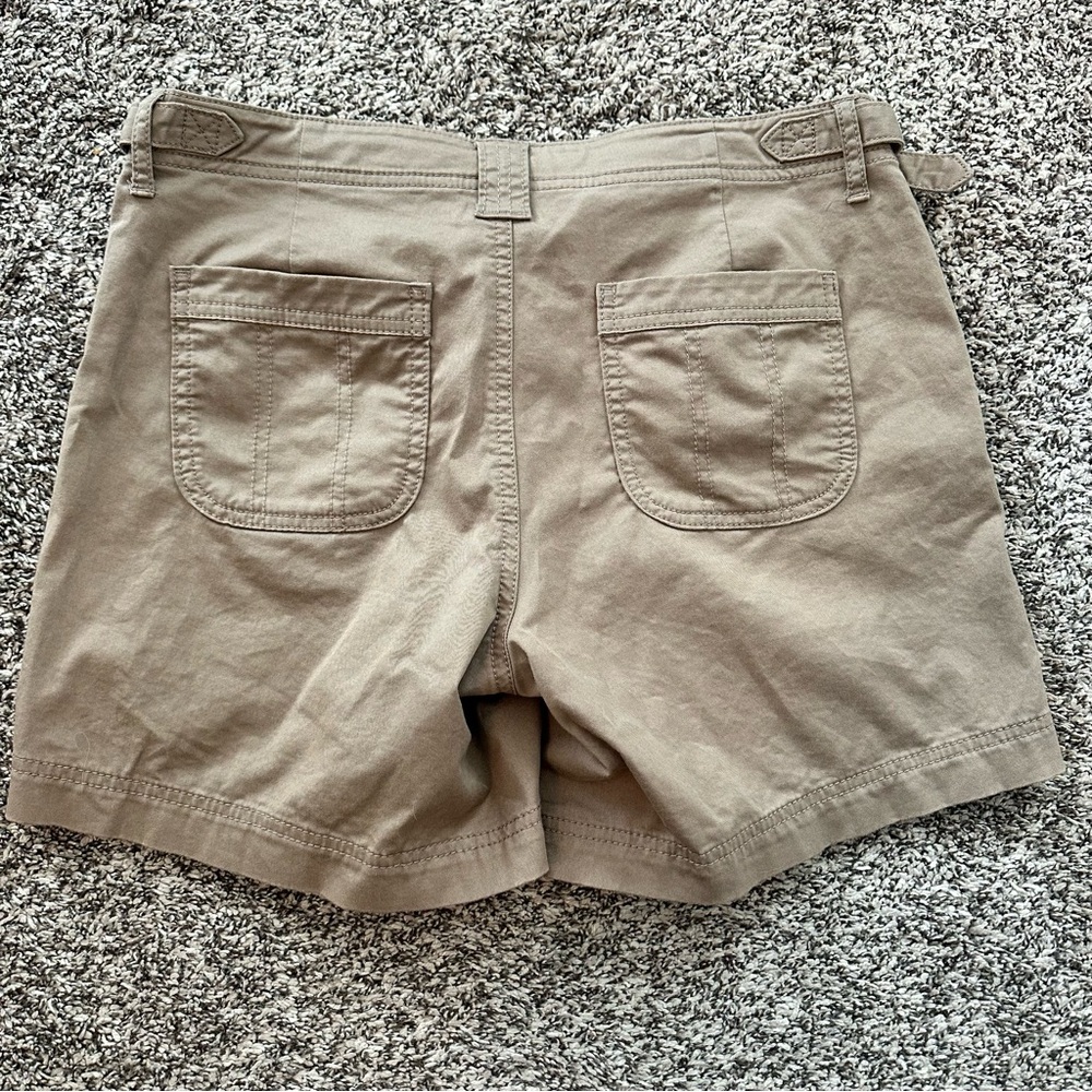 Athleta Women’s Khaki Tan Twill Chino Shorts - Picture 4 of 4